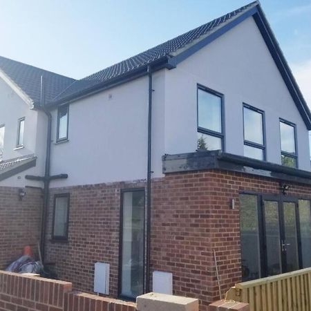 Paradigm House, Stunning 2-Bedroom Apartment 1, Free Parking, Oxford Exterior photo